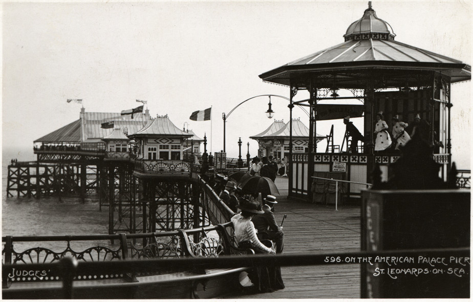 Pierrots performing on the American Palace Pier